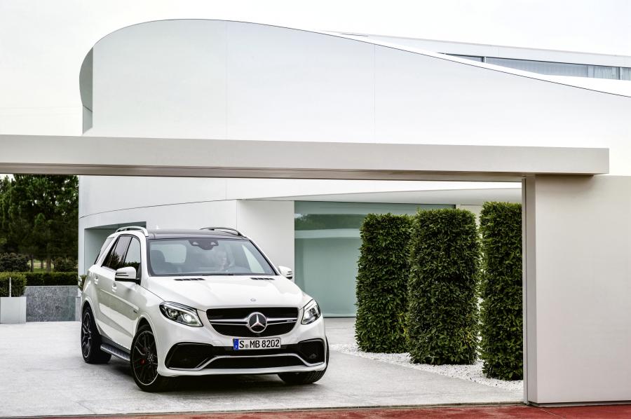 Mercedes-AMG GLE63 S 4Matic 2015 года  (фото 9 из 23)